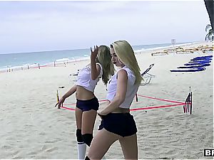 three teen sweeties catch a big impaler on the beach